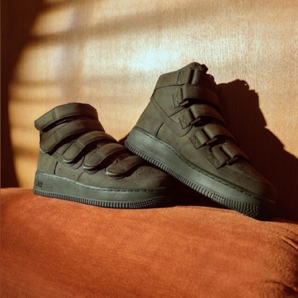 โฅ๐ก๐๐๐: Billie Eilish Air Force 1 High Top โ07 Sequoia Sneakers w Velcro Straps - Picture 2 of 13